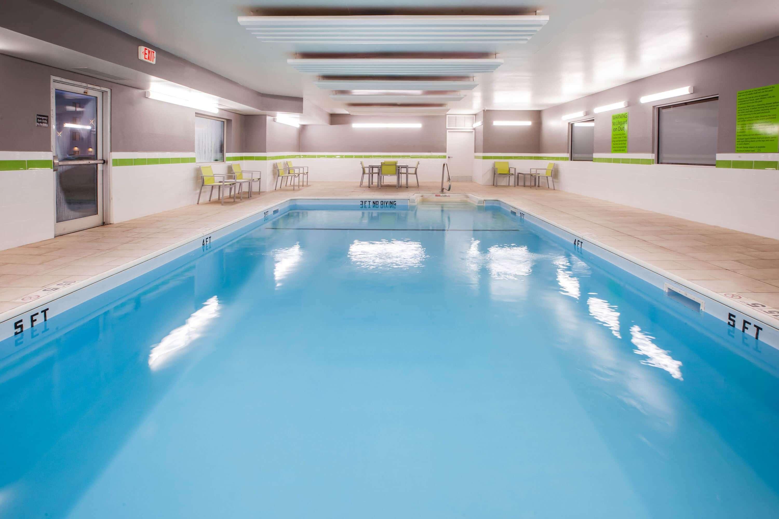 La Quinta Inn And Suites By Wyndham Elkhart Exterior foto