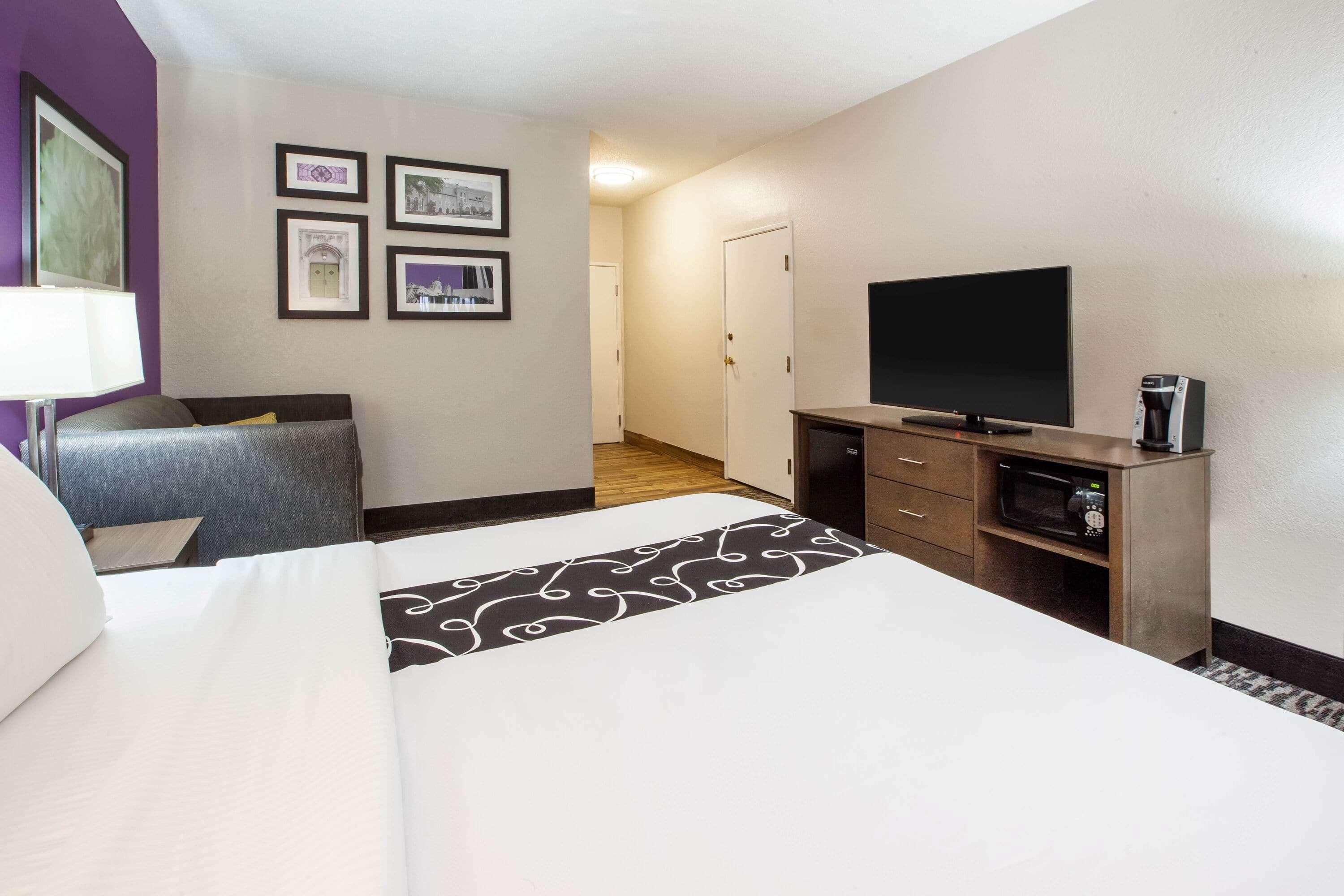 La Quinta Inn And Suites By Wyndham Elkhart Exterior foto