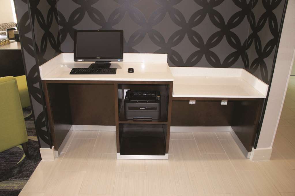 La Quinta Inn And Suites By Wyndham Elkhart Einrichtungen foto
